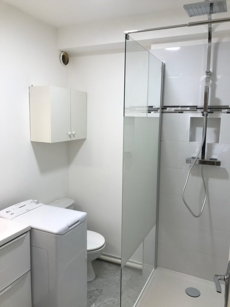 douche bac en résine 120 90 avec paroi fixe